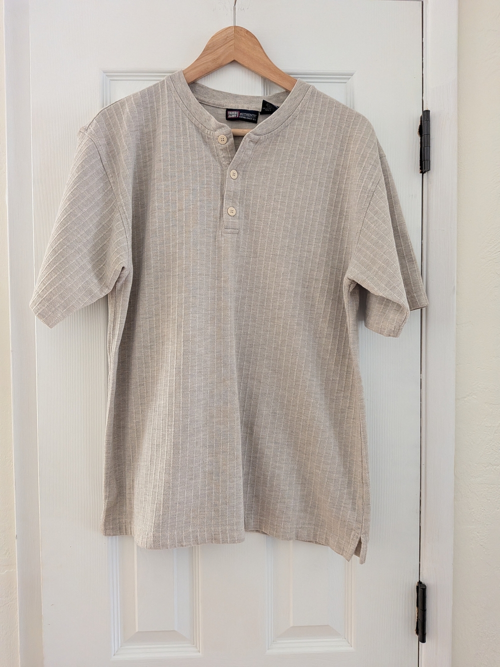 Faded Glory Mens Beige Cream Colored Short Sleeve Henley Shirt Size Medium